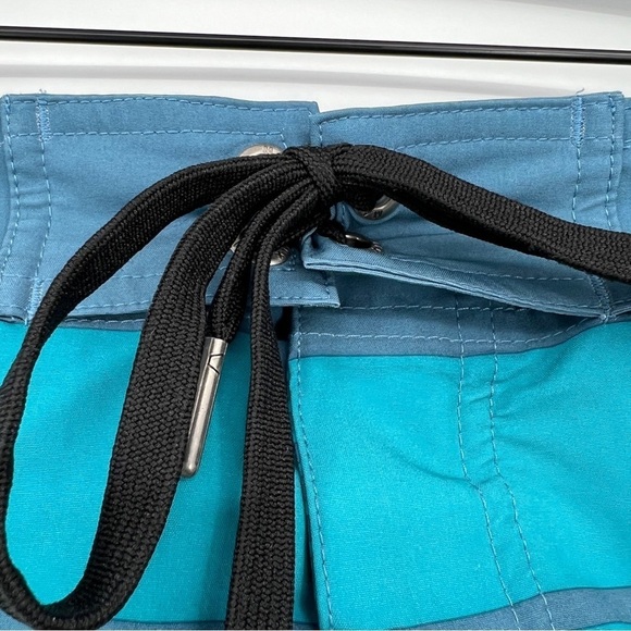 Matrix Men's Blue Red Striped Drawstring Pocketed Colorblocked Swim Trunks - Picture 9 of 10